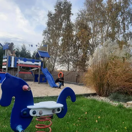 Kapitanskie Z Sauna I Balia Z Jacuzzi ロッジ