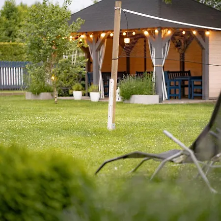 Kapitanskie Z Sauna I Balia Z Jacuzzi Деревянный коттедж *