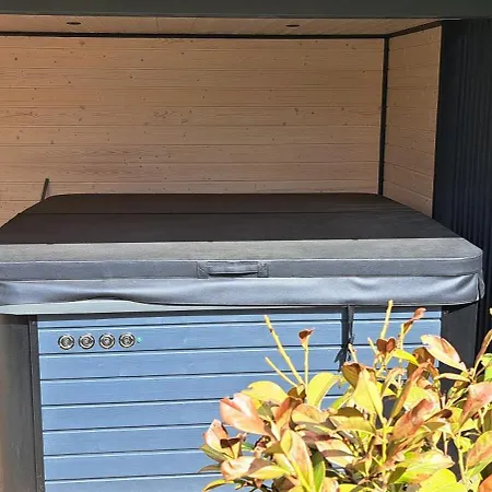 Kapitanskie Z Sauna I Balia Z Jacuzzi Деревянный коттедж Любятово