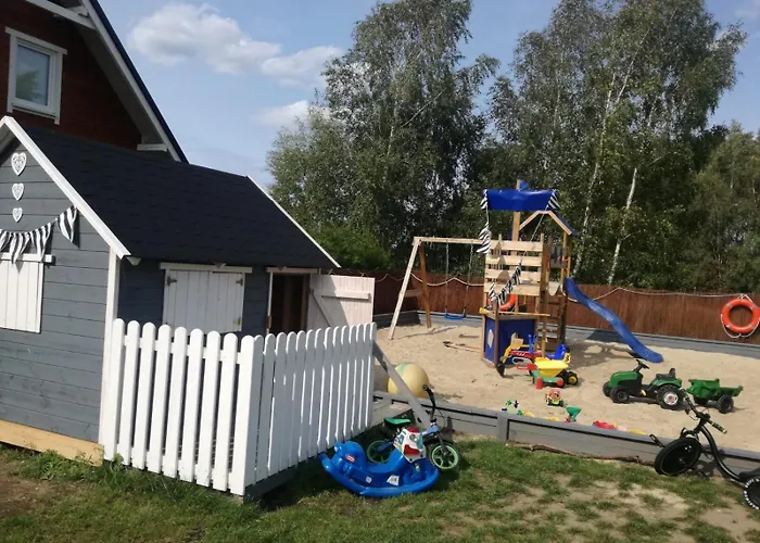 Kapitanskie Z Sauna I Balia Z Jacuzzi Alojamento de Turismo Selvagem Lubiatowo (Pomerania)