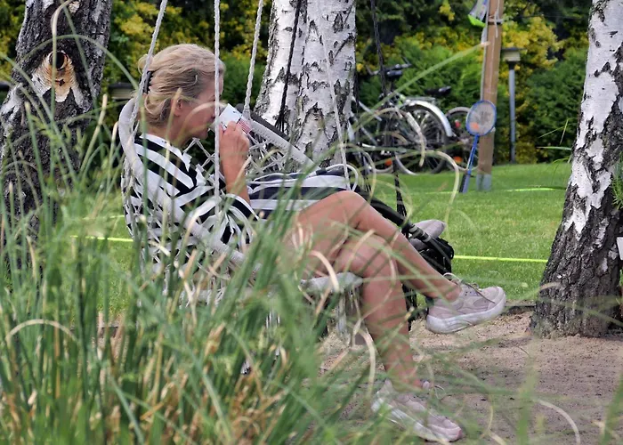 Kapitanskie Z Sauna I Balia Z Jacuzzi Alojamento de Turismo Selvagem Lubiatowo (Pomerania)